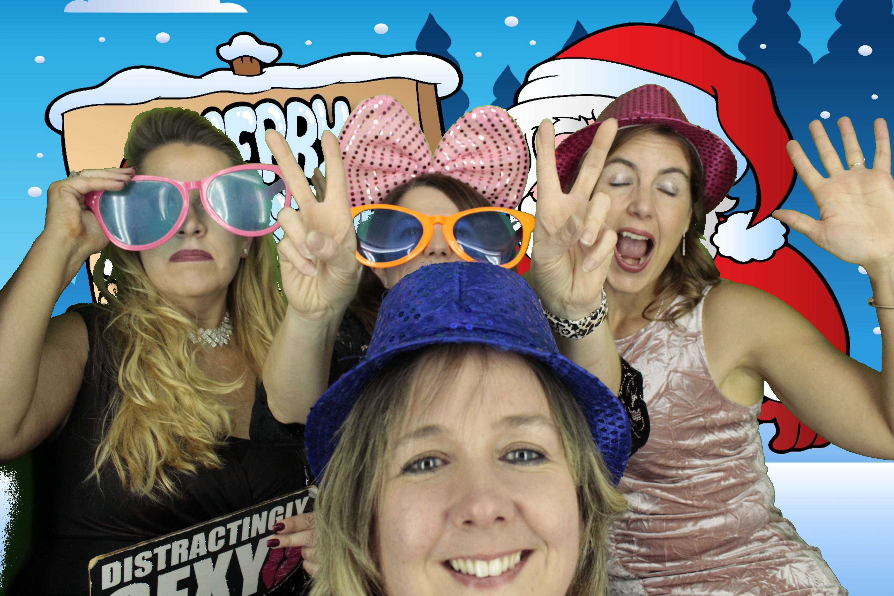 Ocean Network Express Christmas Party 2019 | View more photos from the event at gallery.myphotoboothexperience.co.uk/u/MyPhotoBoothExperienceLtd/Ocean-Network-Express-Christmas-Party-2019